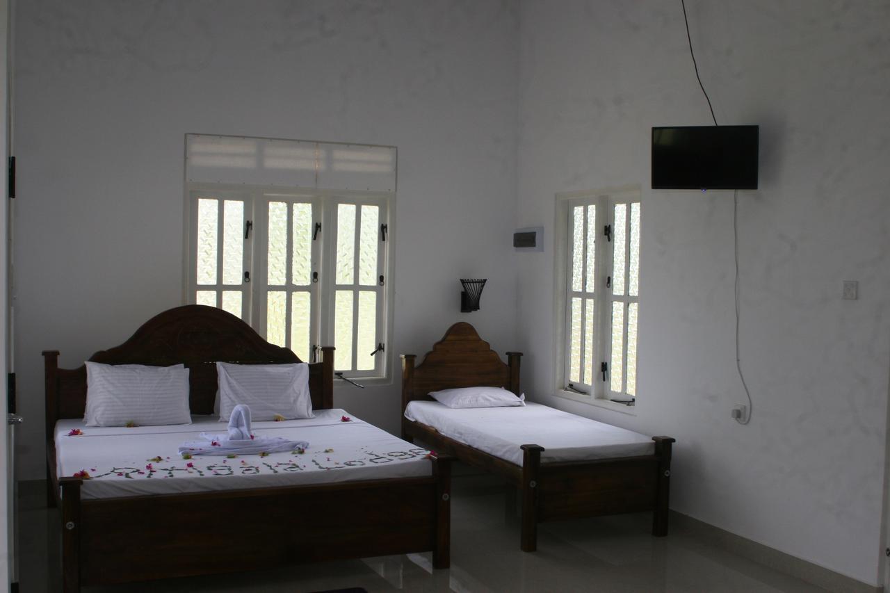 Ritigala Lodge Habarana Buitenkant foto
